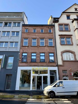 ERSTBEZUG im Herzen Aschaffenburgs mit neuer Sonnen-Dachterrasse