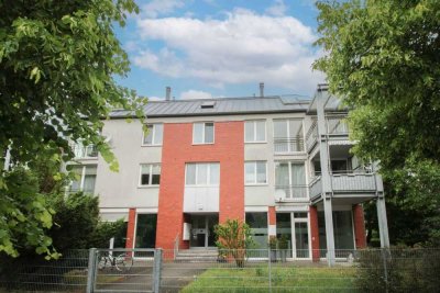 4-Zimmer-Maisonettewohnung mit Stellplatz, Balkon und 2 Bädern!