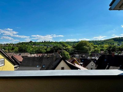 Helle 3,5 Zimmer Maisonette-Wohnung