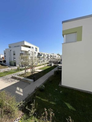 *wir schenken Ihnen den 1. Monat* - helles Penthouseapartment