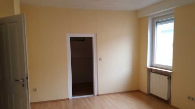 Gemütliche 4-Zimmer Maisonette-Wohnung in Osthofen mit Kamin