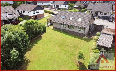 Großes Einfamilienhaus mit Einliegerwohnung