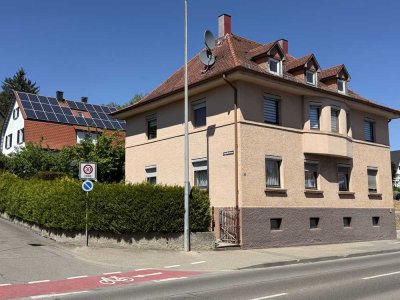 Dreifamilienhaus mit Garten und Doppelgarage