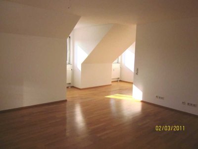 2-Zimmer Wohnung mit Garage und Balkon