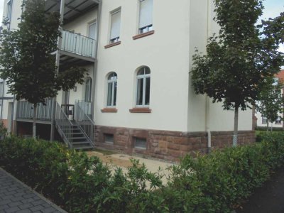 HU-YORCKHOF-EXKLUSIVE 2 ZW - EBK möglich-im EG mit Sonnenbalkon und eigenem Garten!