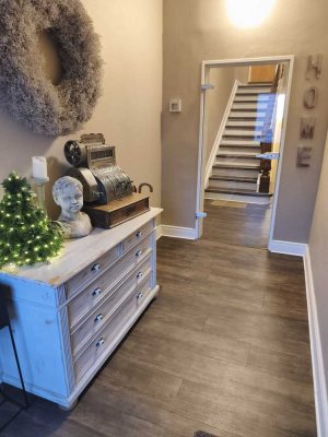 Helle modern möblierte 1-Zimmer Wohnung mit gehobener Ausstattung in Solingen Ohligs