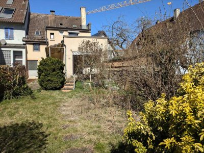 Gestalten Sie sich Ihr Zuhause neu: 1-2-FH in Rintheim, zum Ausbau vorbereitet, Baugenehmigung vorh.