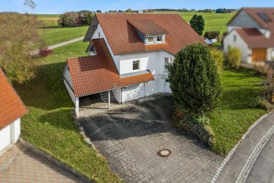 Familienglück! Großzügiges Einfamilienhaus mit sonniger Terrasse, gepflegtem Garten & Top-Wohnlage