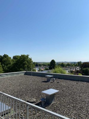 Helle, großzügige 2-Zimmer Wohnung