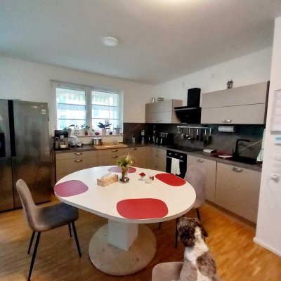 Nachmieter für barrierefreie 2 Zimmer Wohnung mit Terrasse gesucht