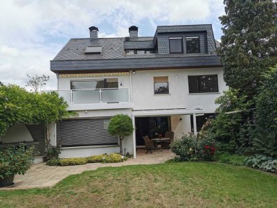 Freundliche und gepflegte 2-Zimmer-Wohnung mit Einbauküche in Butzbach