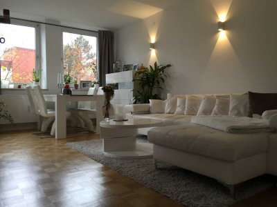 Luxuriöse 2-ZKB mit EBK und Süd-Westbalkon im 3. OG in Augsburg Innenstadt *PROVISIONSFREI