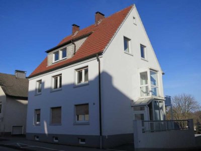 Dachgeschosswohnung - zentrumsnah - mit Garage und Stellplatz