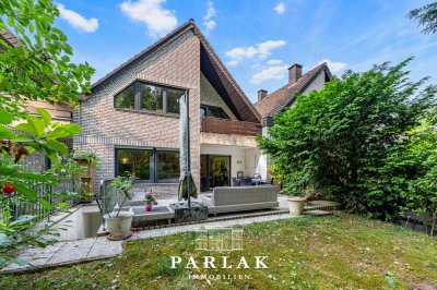 Rarität in Villenlage - Traumhaftes Einfamilienhaus in Alt-Meererbusch