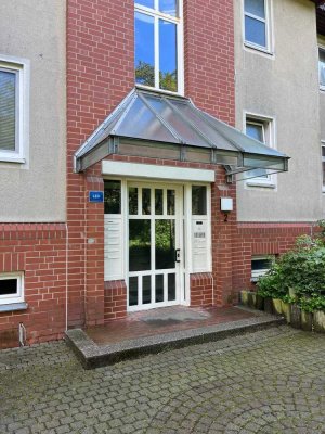Schöne 1,5-Zi.-Whg. in Westhagen mit Balkon, Keller, gute Lage, ruhig, nah Bus & Einkauf.