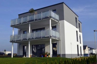 3-Zimmer-Wohnung im 1. OG mit eigenem wunderschönen Balkon - provisionsfrei