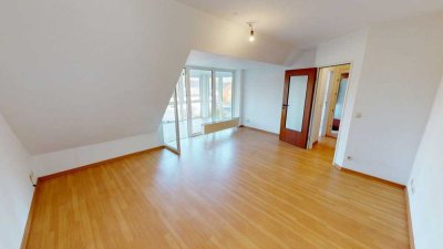 Helle 2 Zimmer mit Badewanne