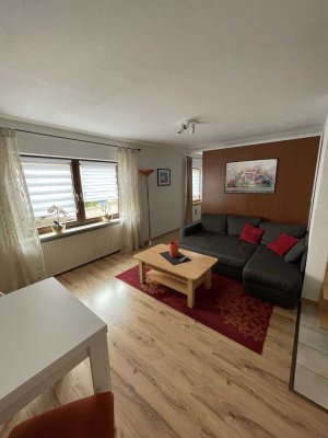 Vollständig renovierte Wohnung mit eineinhalb Zimmern und Einbauküche in Glattbach