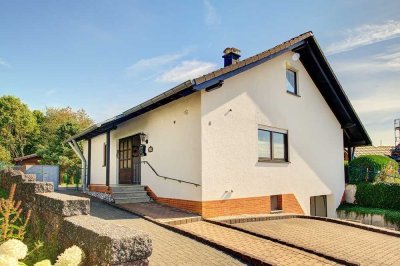 Charmantes Einfamilienhaus mit großem Grundstück am Ortsrand – altersgerecht & gepflegt