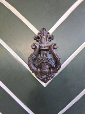 Wohnen mit Flair - Altbauvilla in Hötting