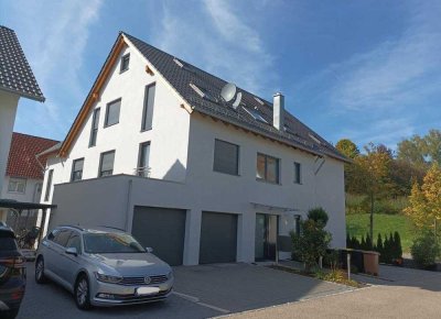 3-Zi-Wohnung mit Garten und freiem Blick auf das Grüne im Niedrigenergiehaus