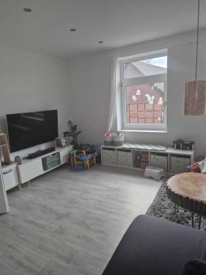 Freundliche und neuwertige 4-Zimmer-Wohnung mit gehobener Innenausstattung in Algermissen