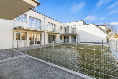 ++ ERSTKLASSIGE DREI Zimmer mit BALKON ++