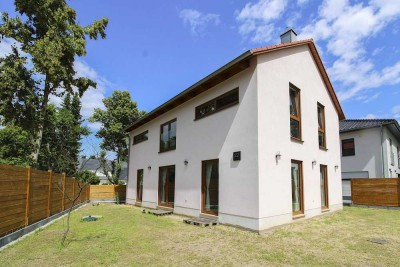 Modernes EFH in Massivbauweise (Baujahr 2023) mit Solarthermieanlage und Seenähe (Rahmersee)