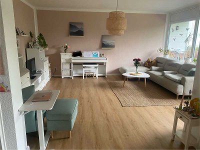 Vollständig renovierte 3-Zimmer-Hochparterre-Wohnung mit Balkon und Einbauküche in Lüneburg