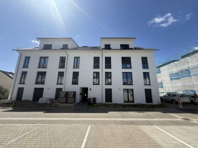 Neubau: Moderne 2,5 Zimmer Wohnung mit Balkon und TG-Stellplatz in Leinfelden-Echterdingen