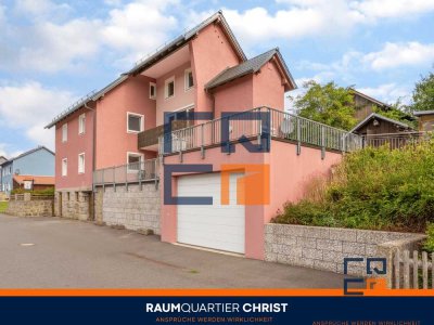 Gepflegtes Mehrfamilienhaus mit Aufzug, Sonnenterrasse und traumhafter Aussicht