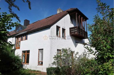 Idyllische Lage im äußeren Westen Regensburgs: Reiheneckhaus mit Garten in ruhiger Lage