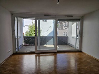Erstbezug nach Sanierung: 2-Zi-Wohnung mit Balkon in Fellbach