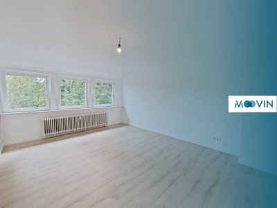 FRISCH SANIERT: Lichtdurchflutete 3-Zimmer-Wohnung mit moderner EBK