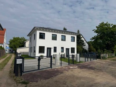 Stilvolle 5-Raum-Wohnung mit gehobener Innenausstattung mit Balkon in Berlin Mahlsdorf (Hellersdorf)