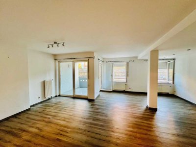 HELL - CHIC - MODERN - ZENTRAL
3,5 Zi. ETW (81 m²) im Ellwanger Zentrum