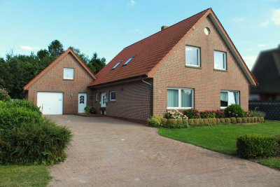 Gepflegtes EFH mit Wintergarten und Garage in ruhiger ländlicher Lage!