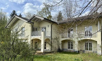 Stilvolle Villa am Waldrand – Ihr Familienrefugium bei München