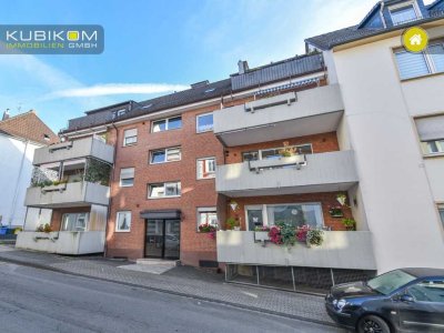 Eigennutzung. Helle Drei-Zimmer-Wohnung mit Loggia, großer Garage und Gemeinschaft auf Augenhöhe.
