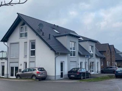 Geschmackvolle, gepflegte 3-Raum-EG-Wohnung mit Garten