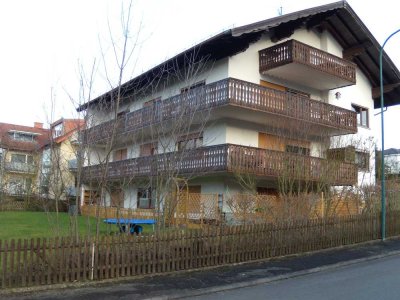 Große, helle Dachgeschosswohnung nur zur Miete