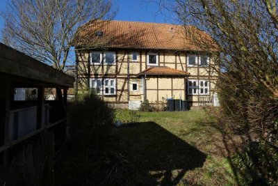 Zweifamilienhaus in ruhiger Dorfidylle