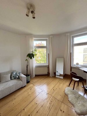 Tolle Altbau Wohnung Nähe Bergerstraße