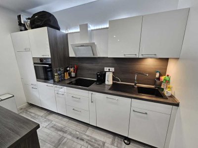 4-Zimmer-Neubau mit EBK - Nachmieter ab 01.12.25