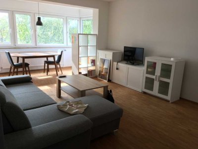 Innerer Westen: 3,5 Zimmerwohnung mit großzügigem Wohnbereich und Loggia