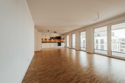 Exklusive sehr helle 4-Zimmer-Whg mit großer sonniger Loggia und Einbauküche in Waldbronn