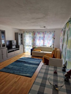 Exklusive 2-Zimmer-Wohnung mit gehobener Innenausstattung mit Balkon in München Pasing