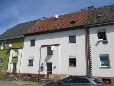 Schönes Einfamilienhaus - Ihre Chance in der Zwangsversteigerung!