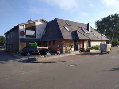 Wunderschöne 3ZKB Wohnung, lichtdurchflutet mit Balkon