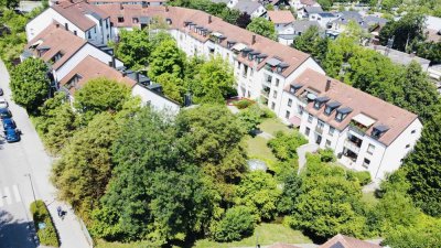 Provisionsfreie 4-Zimmer-EG-Wohnung perfekt für Familien mit parkartigem Außenbereich & Bach